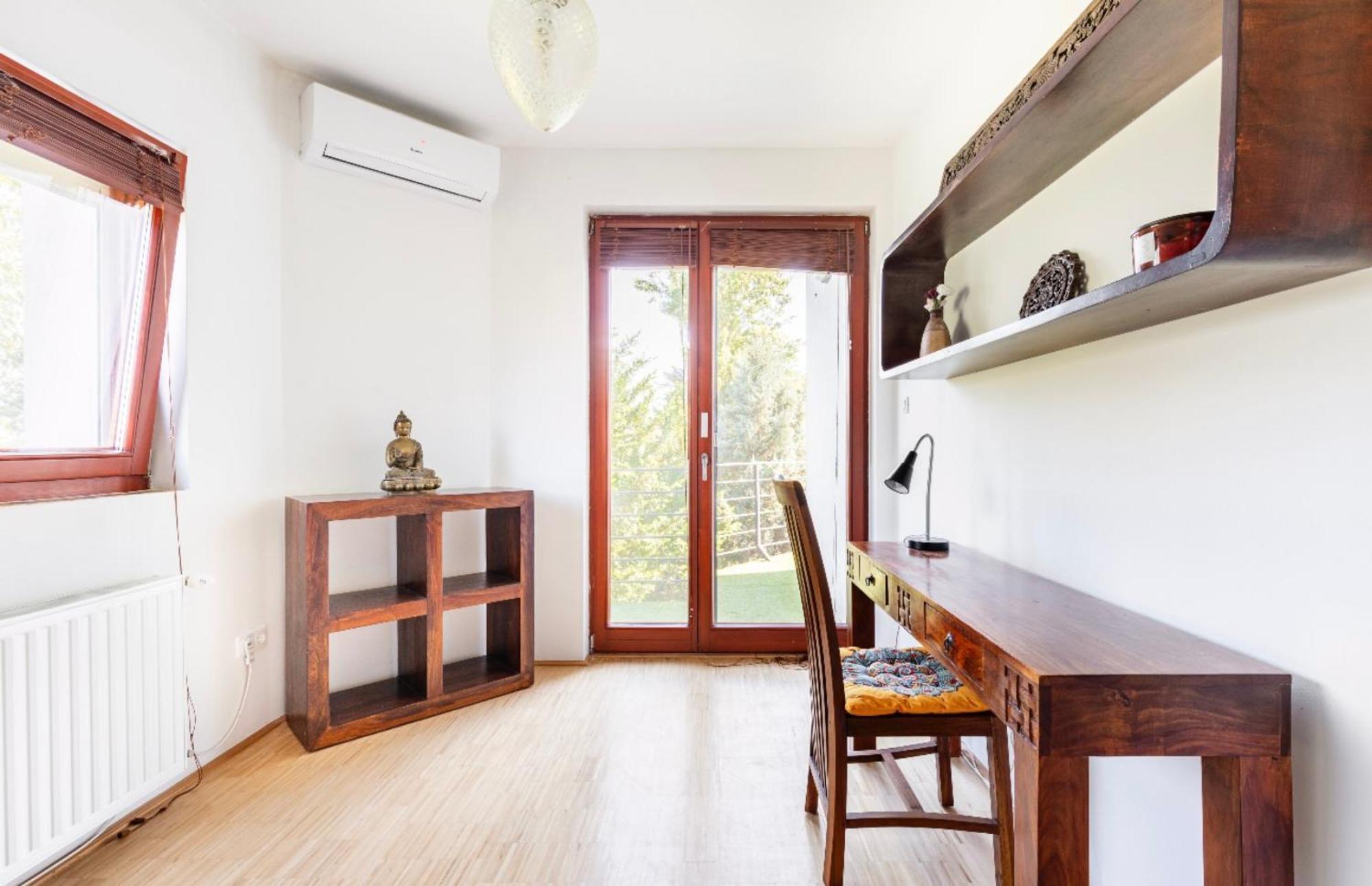 Maharaja Mountain Palace With Free Privat Parking And Garden Budapest Exteriör bild