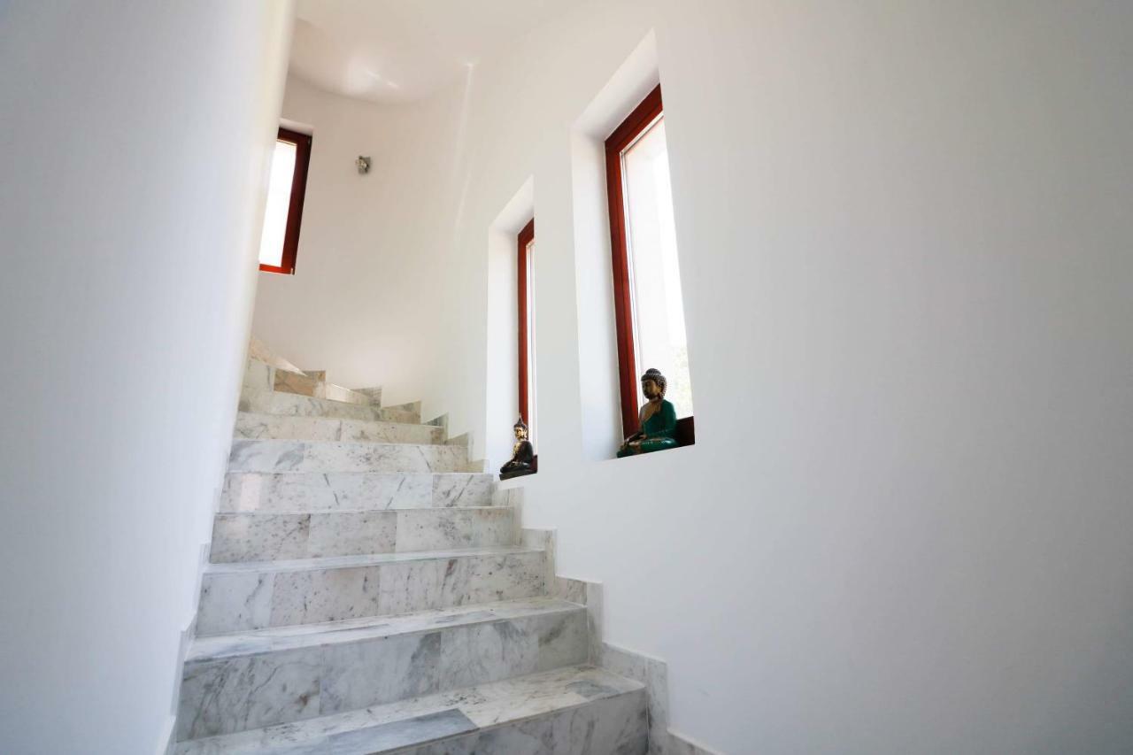 Maharaja Mountain Palace With Free Privat Parking And Garden Budapest Exteriör bild